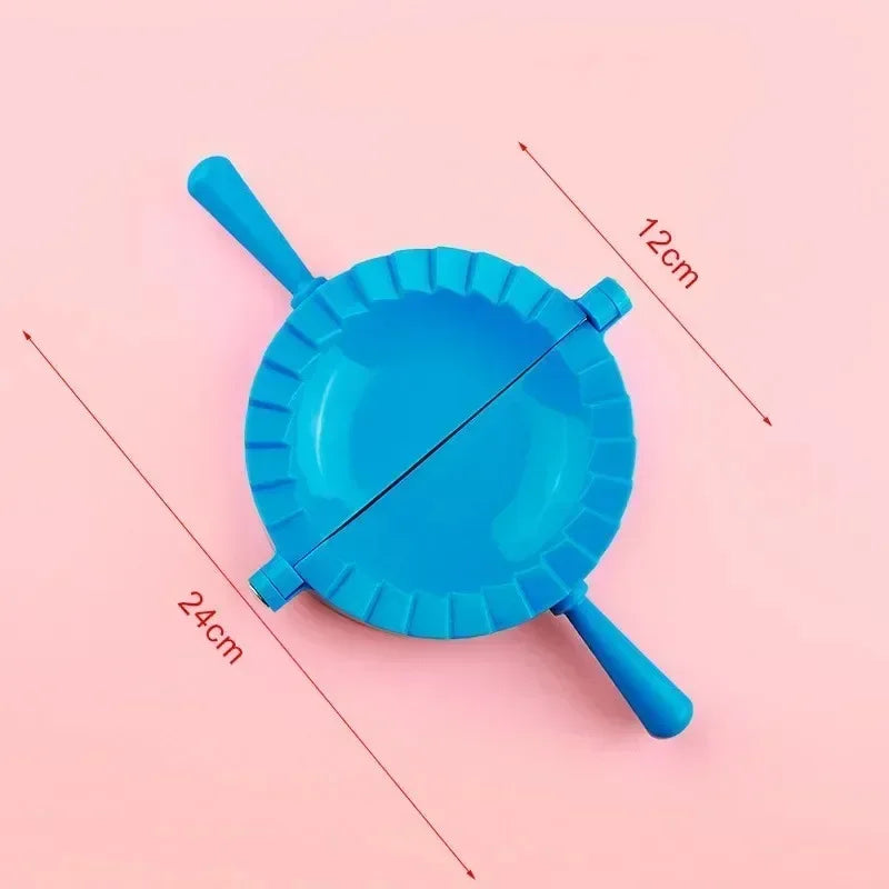 Aramnew ChefPress Pastry Mould Set. A practical and fun way to craft perfectly sealed dumplings, empanadas, and pastries at home.