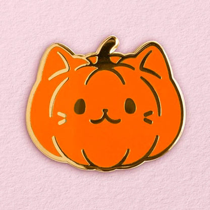 🐈‍⬛ Midnight Kitty Pumpkin Brooch A little spooky, a lot of style.