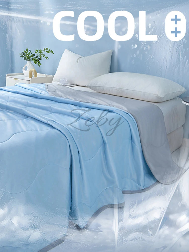 Aramnew AirLuxe Cooling Duvet Lightweight luxury with an instant cooling touch.