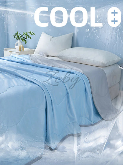 Aramnew AirLuxe Cooling Duvet Lightweight luxury with an instant cooling touch.