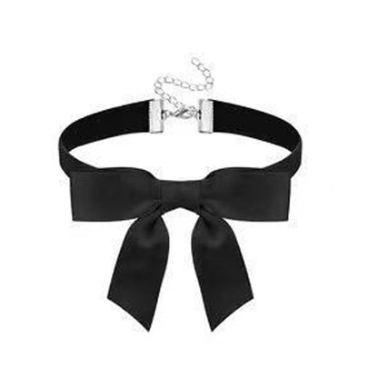 Gothic Lace Halloween Choker Own the Night with Gothic Elegance.
