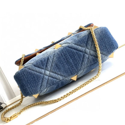 ARAMNEW BLUE REIGN Handbag. Rule the look. Own the moment.