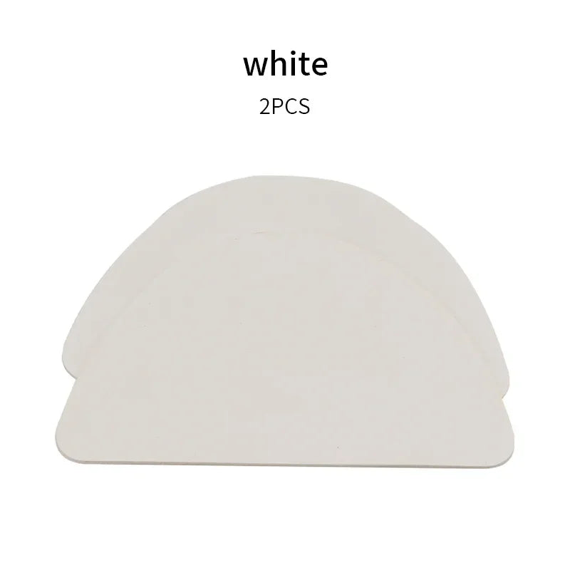 Aramnew SneakerCare Heel Patches. Comfortable, discreet and easy to apply — the perfect solution for worn or damaged heels.l