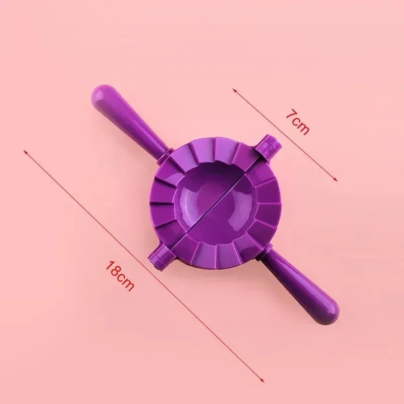 Aramnew ChefPress Pastry Mould Set. A practical and fun way to craft perfectly sealed dumplings, empanadas, and pastries at home.