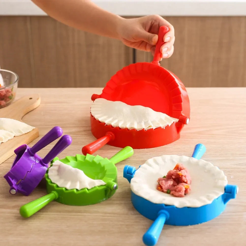 Aramnew ChefPress Pastry Mould Set. A practical and fun way to craft perfectly sealed dumplings, empanadas, and pastries at home.