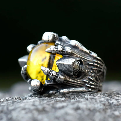 Midnight Skull Punk Ring Bold Style. Fearless Attitude.