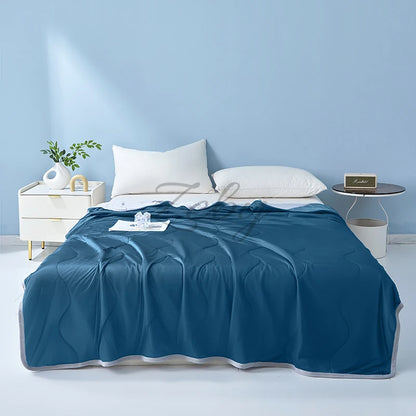 Aramnew AirLuxe Cooling Duvet Lightweight luxury with an instant cooling touch.