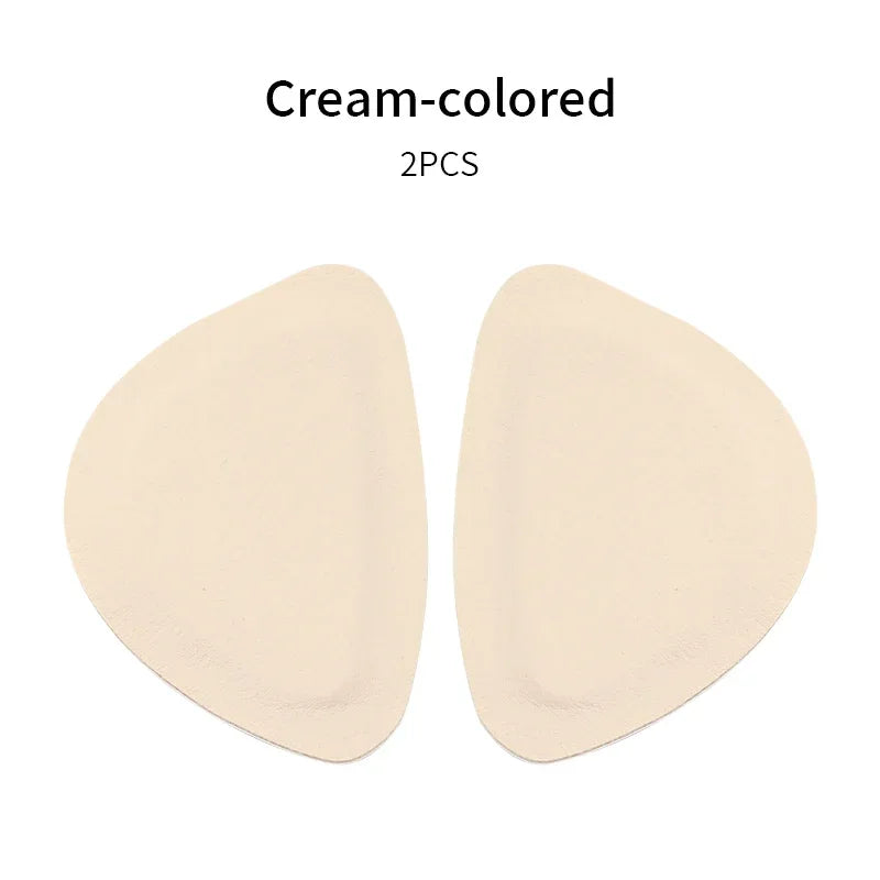 Aramnew SneakerCare Heel Patches. Comfortable, discreet and easy to apply — the perfect solution for worn or damaged heels.l