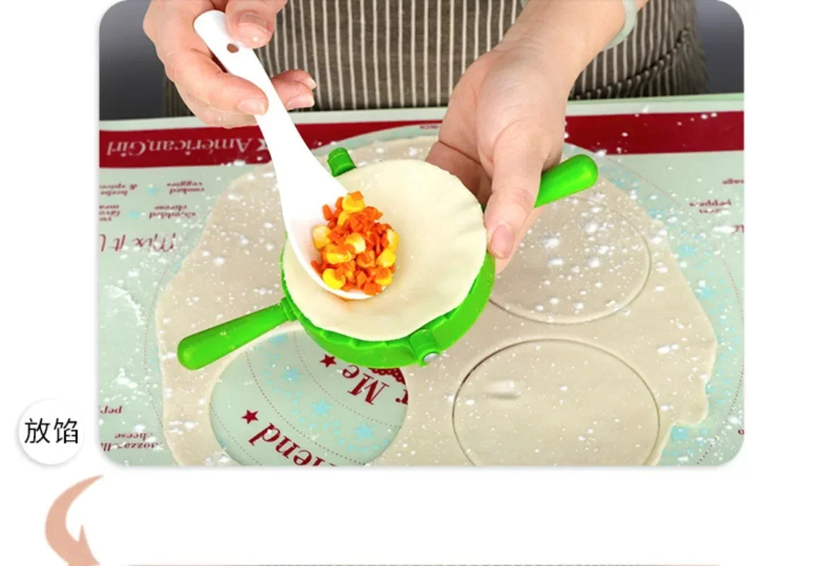 Aramnew ChefPress Pastry Mould Set. A practical and fun way to craft perfectly sealed dumplings, empanadas, and pastries at home.
