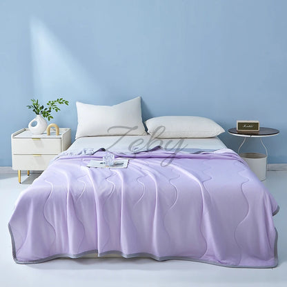 Aramnew AirLuxe Cooling Duvet Lightweight luxury with an instant cooling touch.