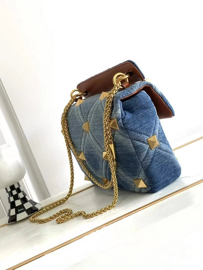 ARAMNEW BLUE REIGN Handbag. Rule the look. Own the moment.