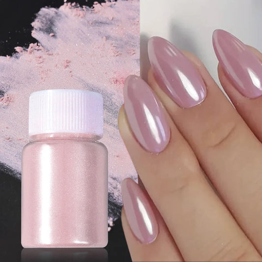 Rosé Aurora Mirror Nail Dust Delicate colour. Dazzling reflection.