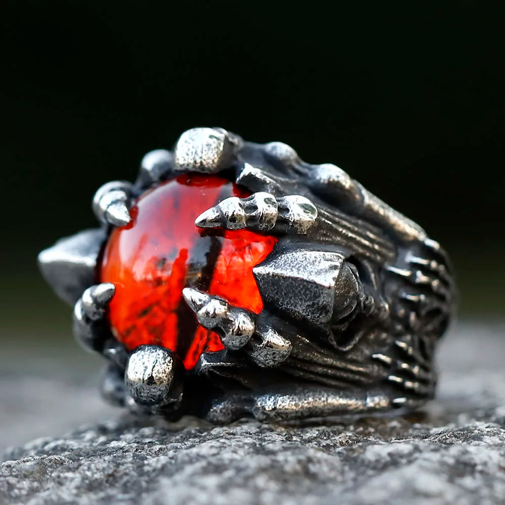 Midnight Skull Punk Ring Bold Style. Fearless Attitude.