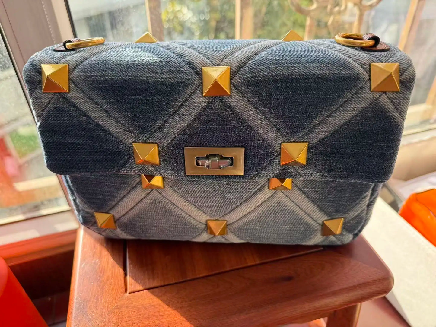 ARAMNEW BLUE REIGN Handbag. Rule the look. Own the moment.