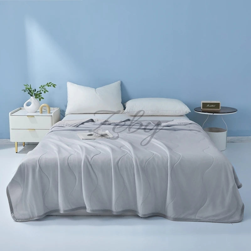 Aramnew AirLuxe Cooling Duvet Lightweight luxury with an instant cooling touch.