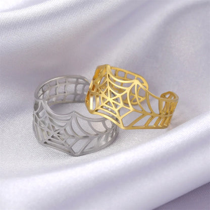 Wicked Spider Ring Make Halloween Your Statement.