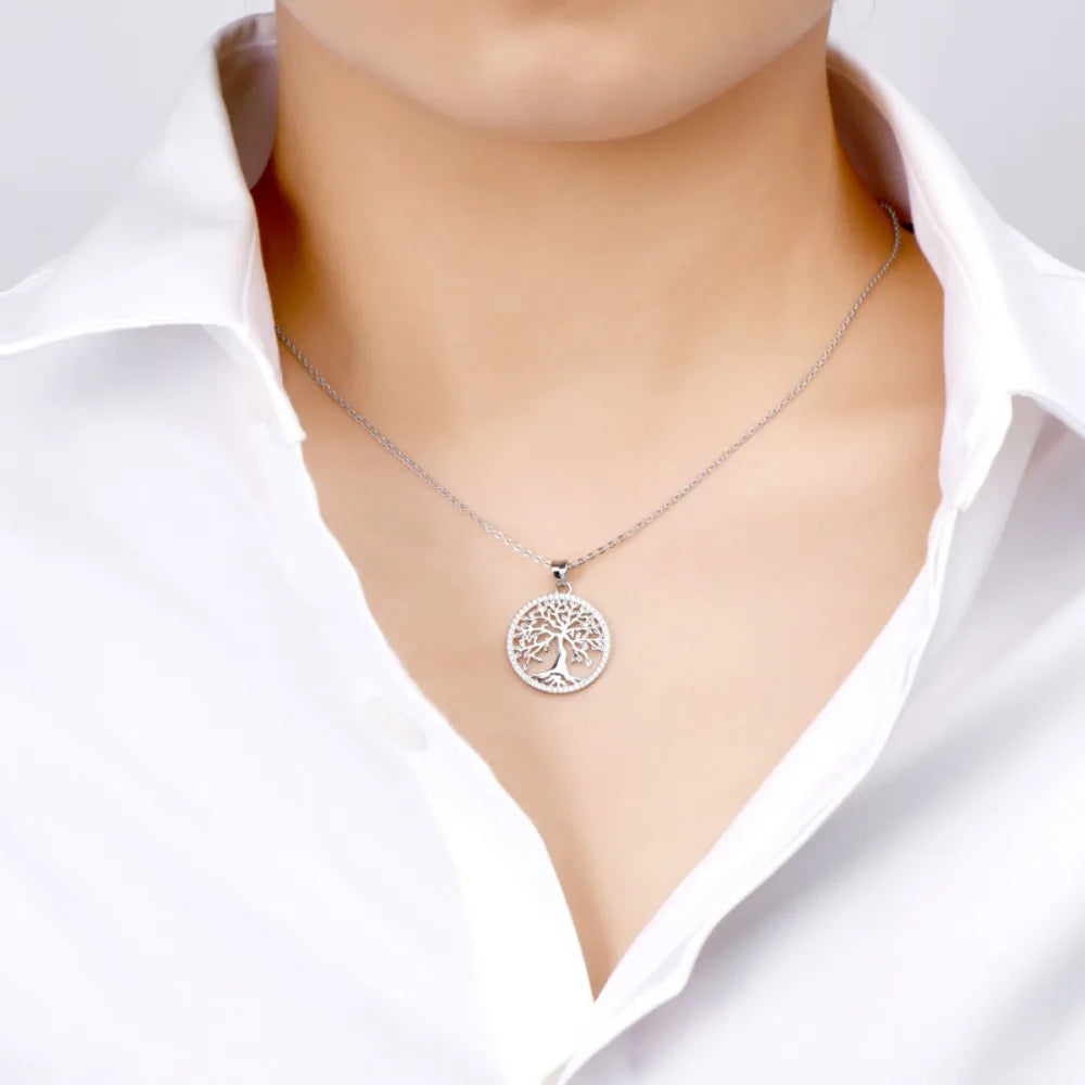Aramnew Lumière de Vie Necklace Timeless sparkle inspired by the beauty of life itself.